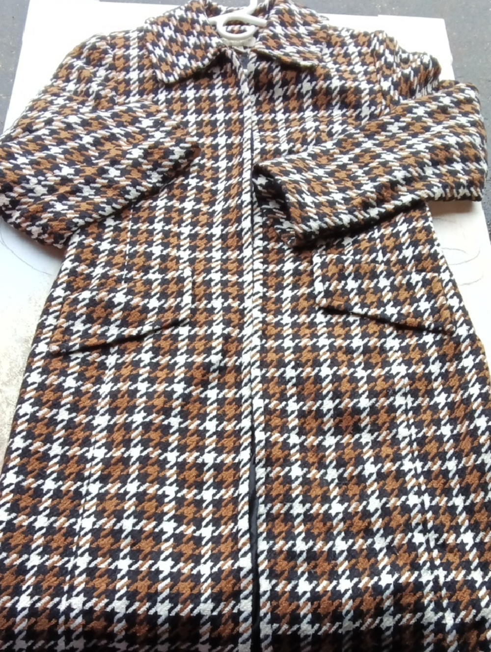Amanda Smith Vintage Houndstooth Pea Coat in Brown, Black & White.